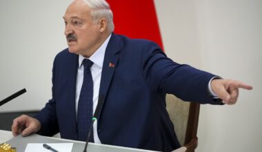 Lukašenka pagrasino Trumpui branduoliniu karu