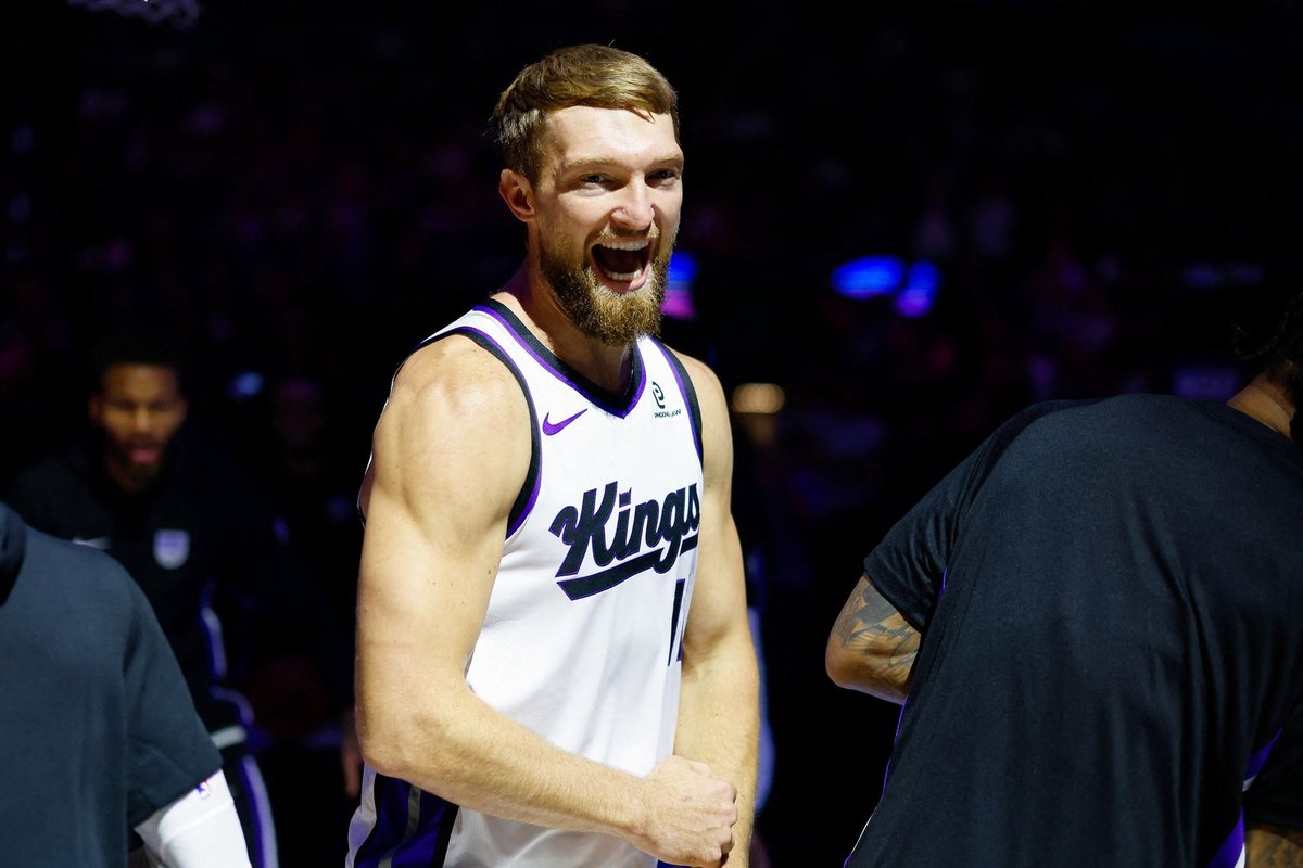 NBA milijonieriai: kiek pinigų šį sezoną susižers keturi Lietuvos krepšininkai? - Delfi