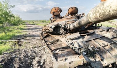 Suskaičiavo, kiek rusai per dieną praranda tankų ir kiek pagamina