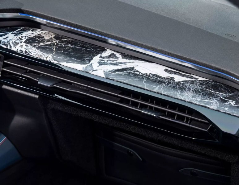 Prancūzijos prezidento „Renault Rafale“ (nuotr. gamintojo) 10