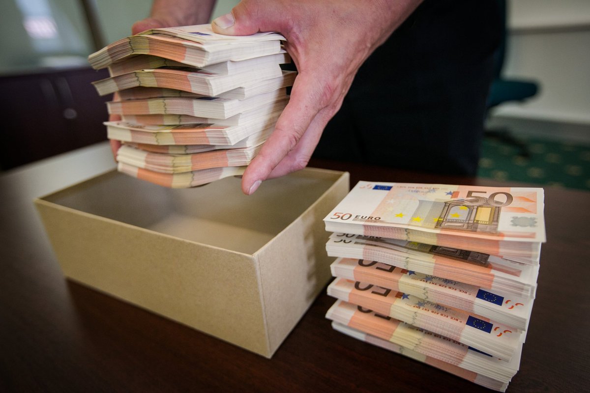 FNTT ketina konfiskuoti daugiau nei 266 tūkst. eurų vertės vilniečio turtą