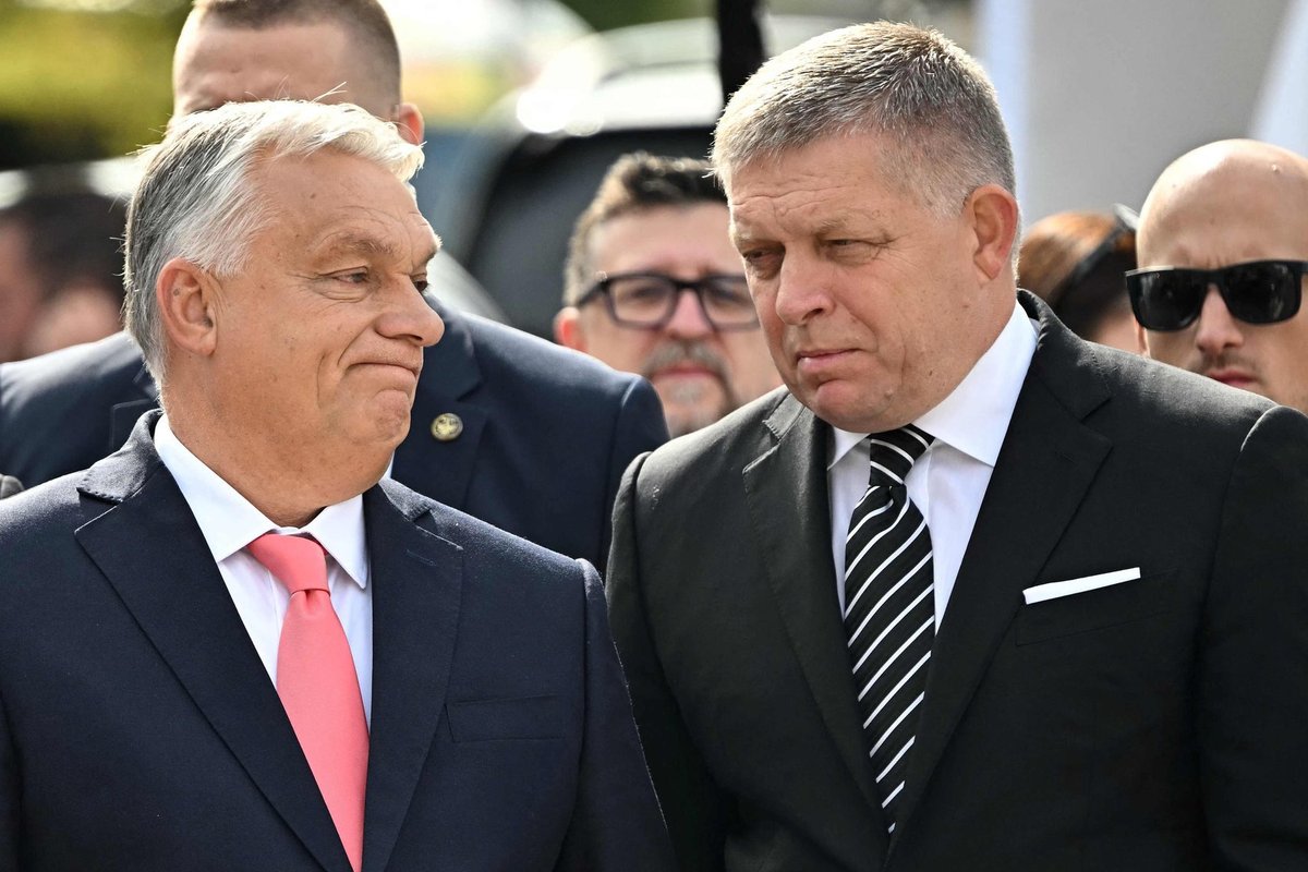 Orbanas kurs antiukrainietišką bloką su dar dviem Europos šalimis