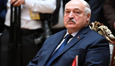 Lukašenka sako esąs pasirengęs „dideliam sandoriui“ su JAV