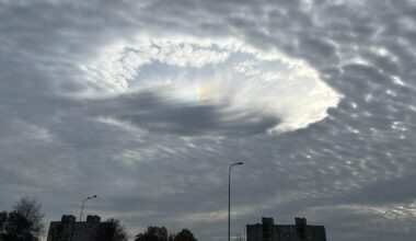 Virš Kėdainių - didžiulė skylė debesyse. Kaip ji ten atsirado?