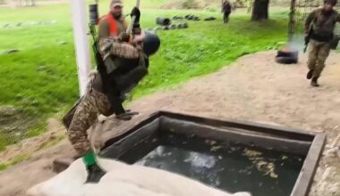 Karo sąlygas atkartojantys Ukrainos karių mokymai