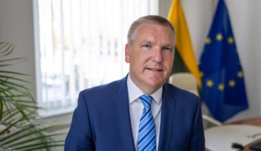 Lietuvoje viešėjęs Europos Komisijos narys McGrathas – apie tai, ko siekia Rusija Europoje ir kaip su tuo bus kovojama