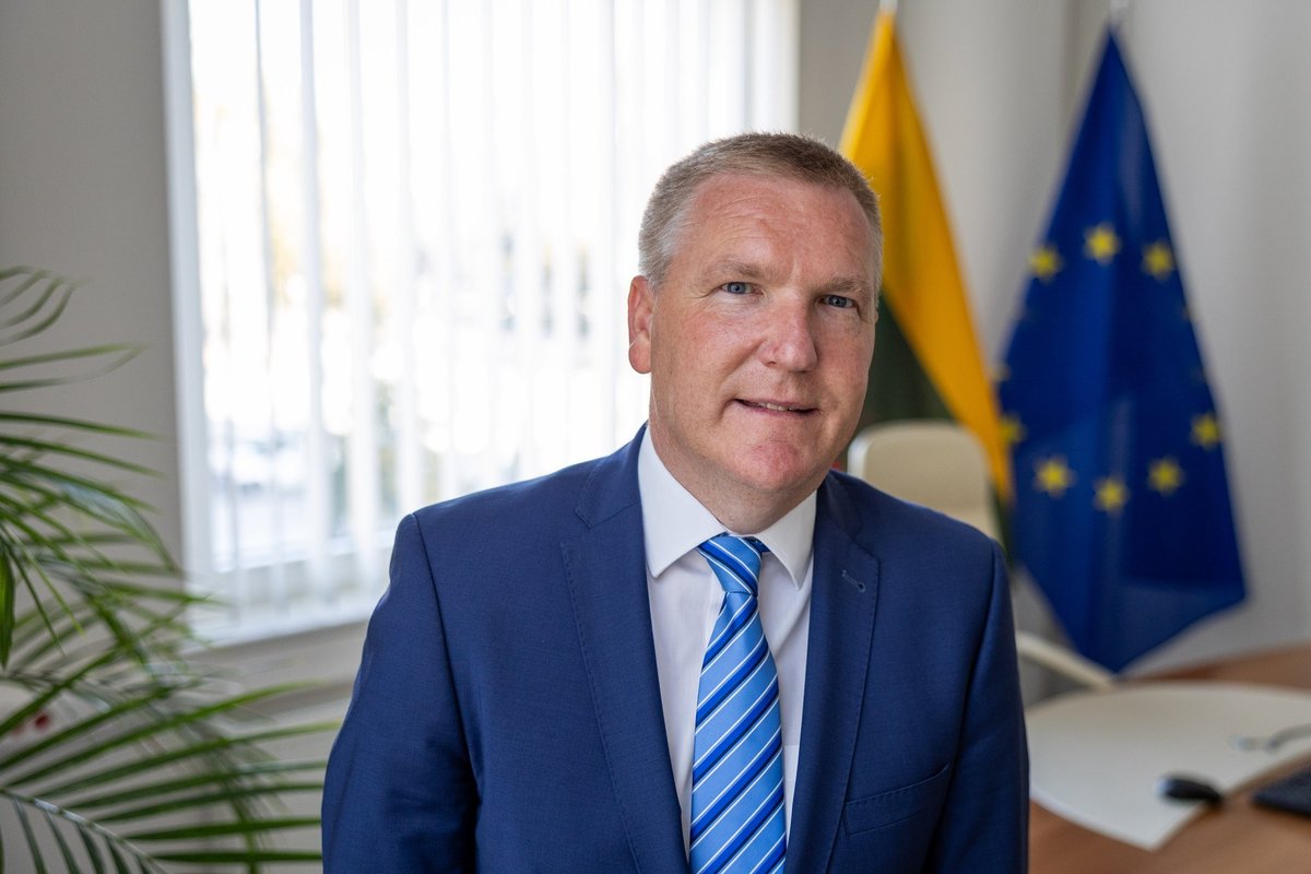Lietuvoje viešėjęs Europos Komisijos narys McGrathas – apie tai, ko siekia Rusija Europoje ir kaip su tuo bus kovojama