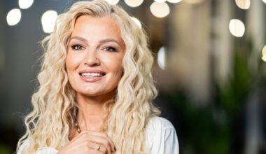 Viktorija Jakučinskaitė tokia atvira dar nebuvo: meilėje yra visko – ir šūdo, ir braškių - Delfi