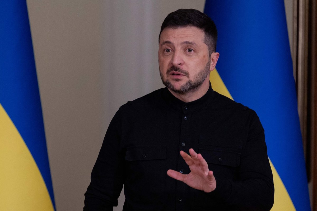 Prieš NATO ir už Rusiją veikiančios turkų partijos laikraštis Zelenskį apkaltino korupcija