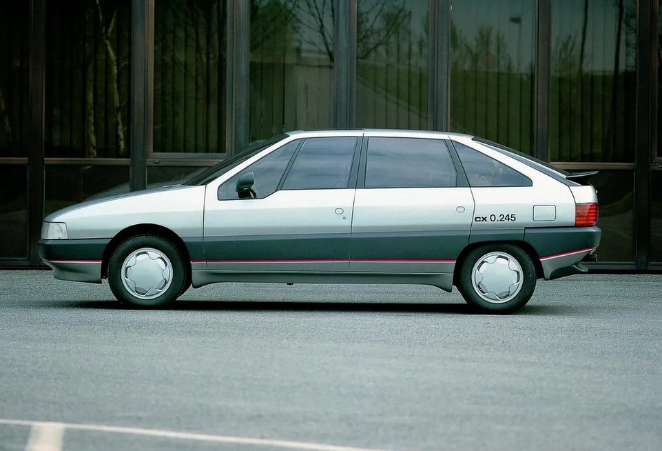 Italdesign Orca (nuotr. gamintojo) Italdesign Orca (nuotr. gamintojo)