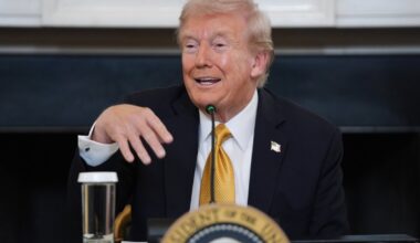 Trumpas neketina prašyti Kongreso pritarimo atakoms prieš narkotikų kartelius