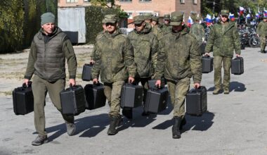 Neišgyvens net pirmojo mūšio: Rusija masiškai treniruoja „vienkartinius“ karius