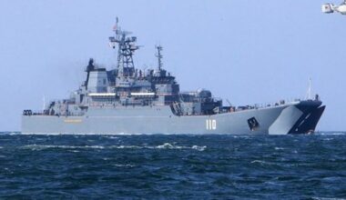 Įtampa Baltijos jūroje: stebimas Rusijos laivas