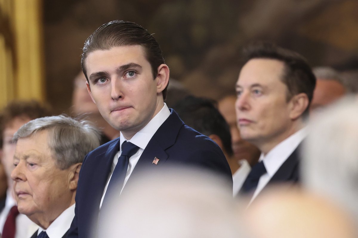 Barronas Trumpas uždarė visą aukštą Trumpo bokšte dėl pasimatymo: štai, kas nutiko