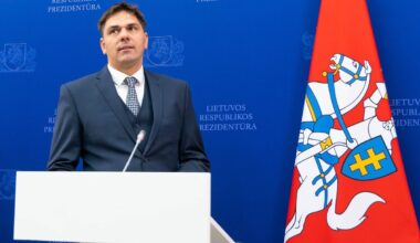 Vilkauskas: pirmadienį Kultūros komitetas kviečia Adomavičių į posėdį