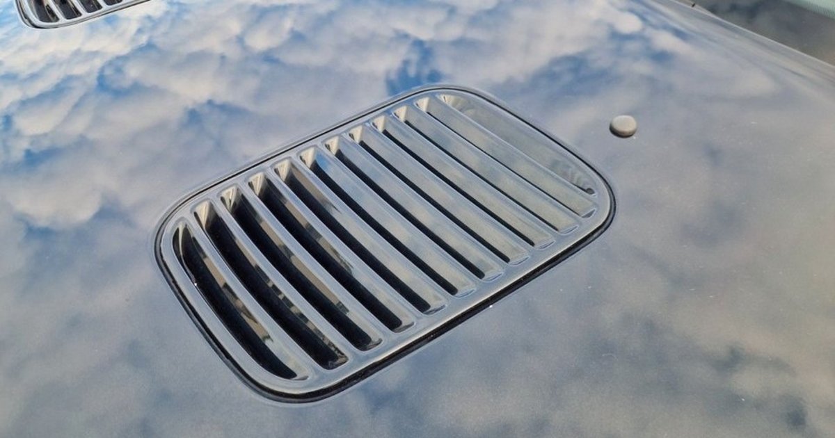 Parduodamas policijos siaubu pramintas „Opel“: 1990-aisiais niekas negalėjo šio automobilio pavyti