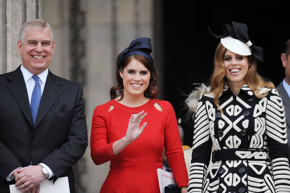 Princo Andrew skandalo centre – liūdna žinia ir jo dukroms, princesėms Beatrice ir Eugenie