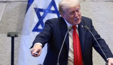 Trumpas pasišaipė iš Witkoffo susitikimo su Putinu