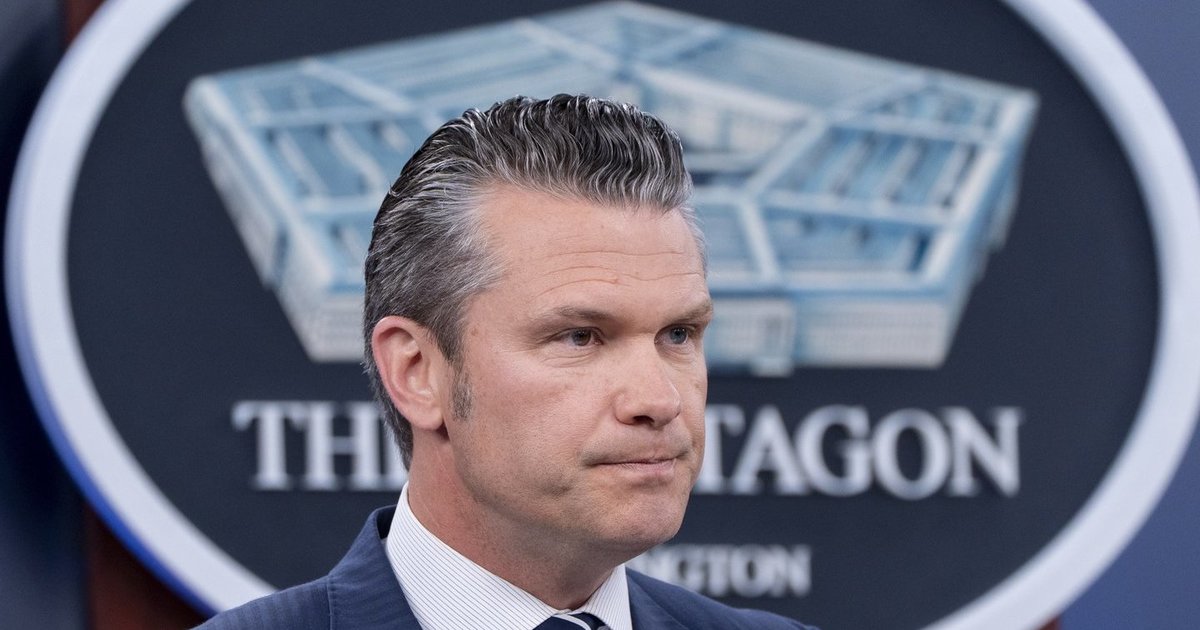 Hegsethas vyksta į kelionę po Aziją