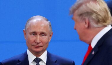 „Vedžioja jį už nosies“: Putino draugai juokiasi iš Trumpo