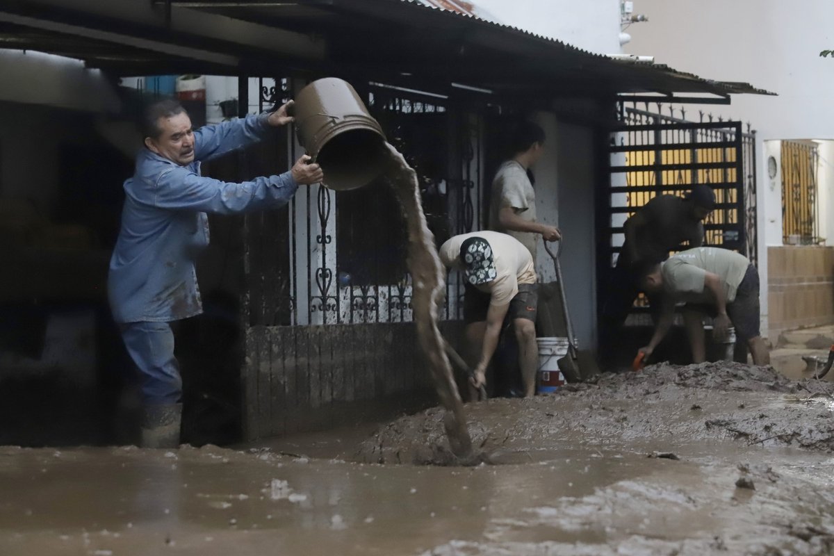 Meksiką siaubia potvyniai: nelaimės mastas vis dar didėja