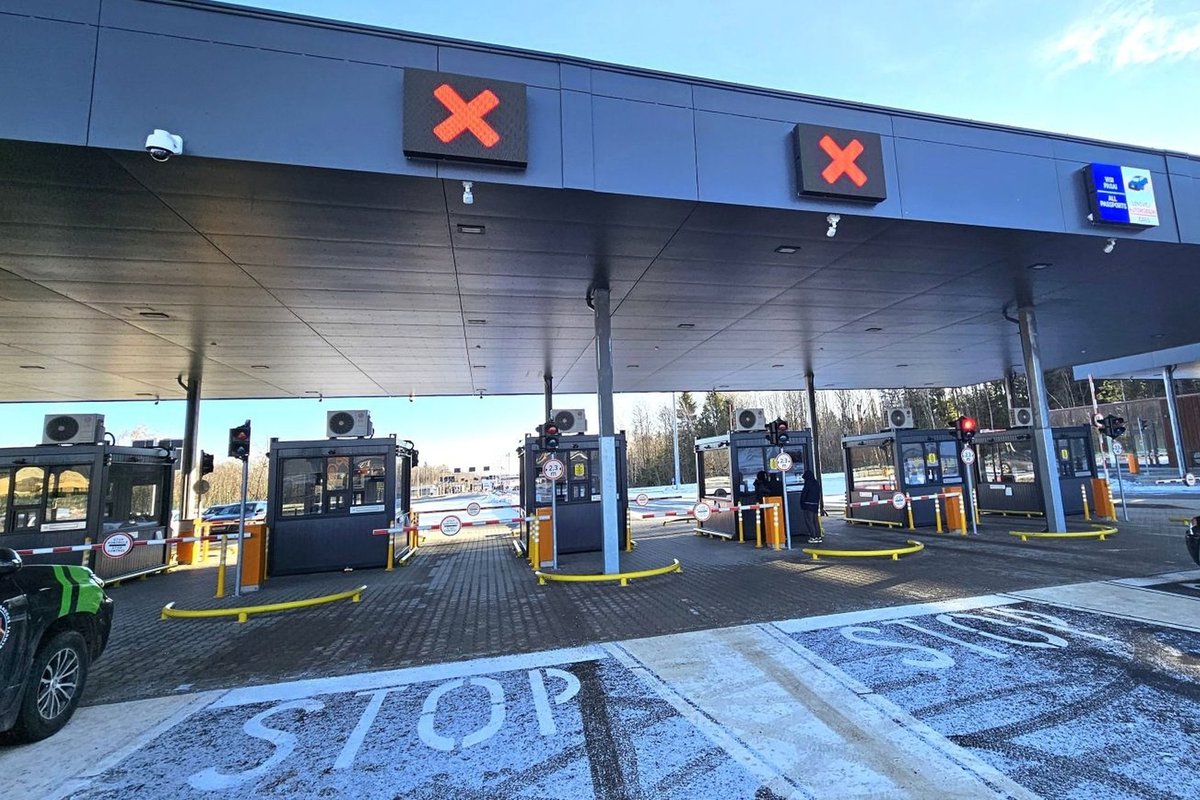 Baltarusijoje įstrigę vilkikų vairuotojai negali grįžti