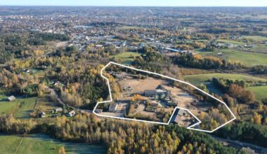 Aukcione už daugiau nei 611 tūkst. eurų parduotas įspūdingo ploto objektas šalia Utenos