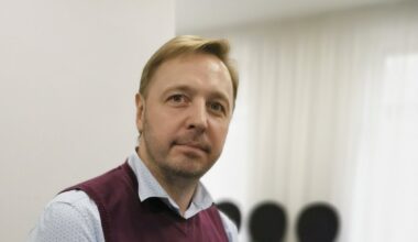 Aurimui Žviniui pareikšti įtarimai dėl piktnaudžiavo tarnybine padėtimi