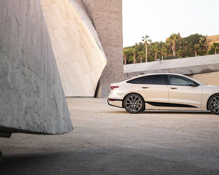 Audi A6 Sportback e-tron  (nuotr. gamintojo) 4