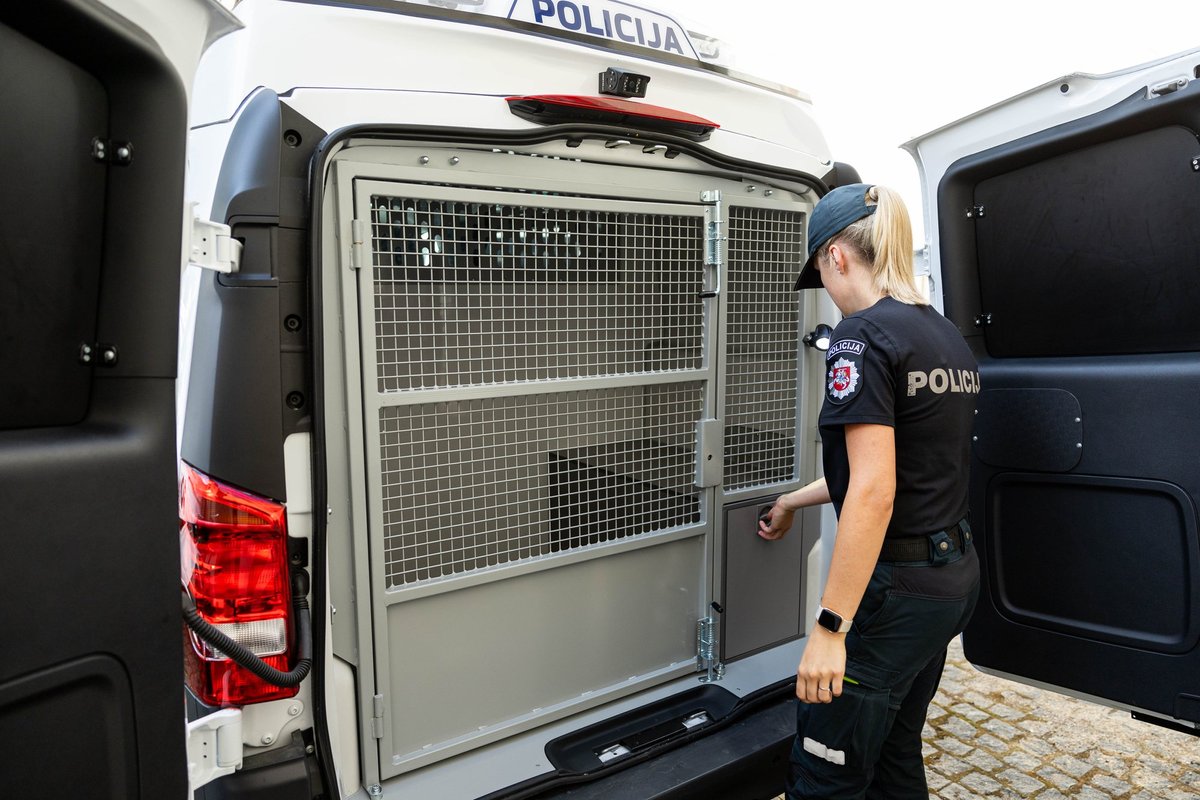 Šalčininkų rajone pas girtą vyrą pareigūnai rado šaunamąjį ginklą