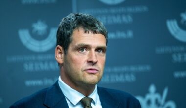 Opozicija apie Žemaitaičio pasisakymus dėl lėšų gynybai: torpeduoja saugumo pamatus