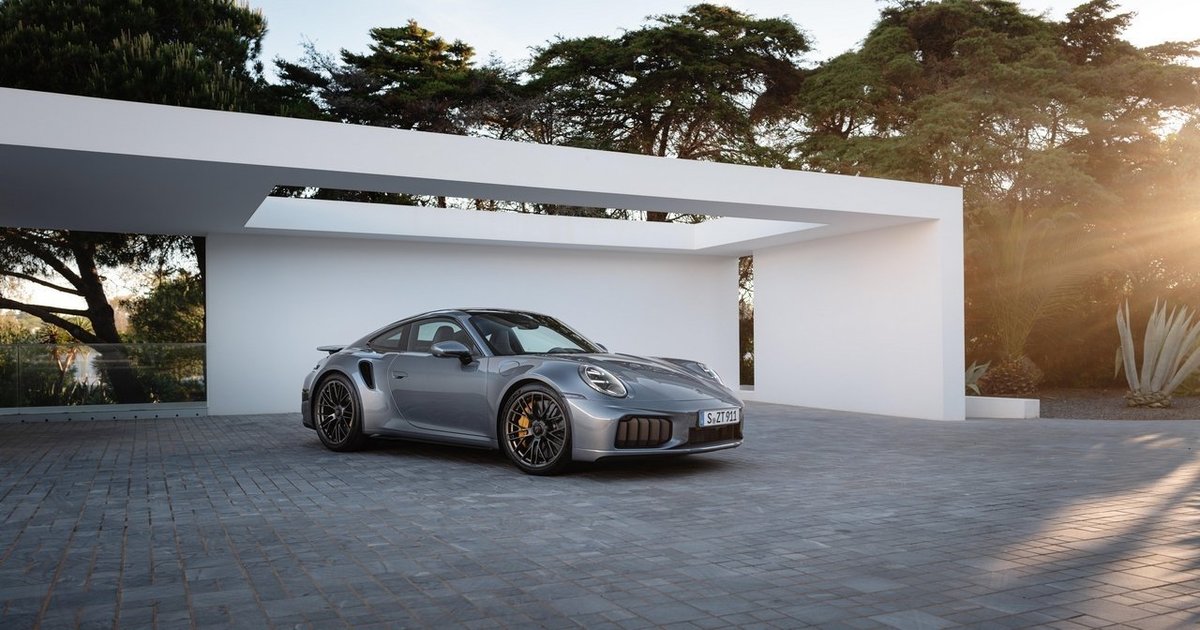 „Porsche“ pristatė galingiausią visų laikų „911 Turbo S“