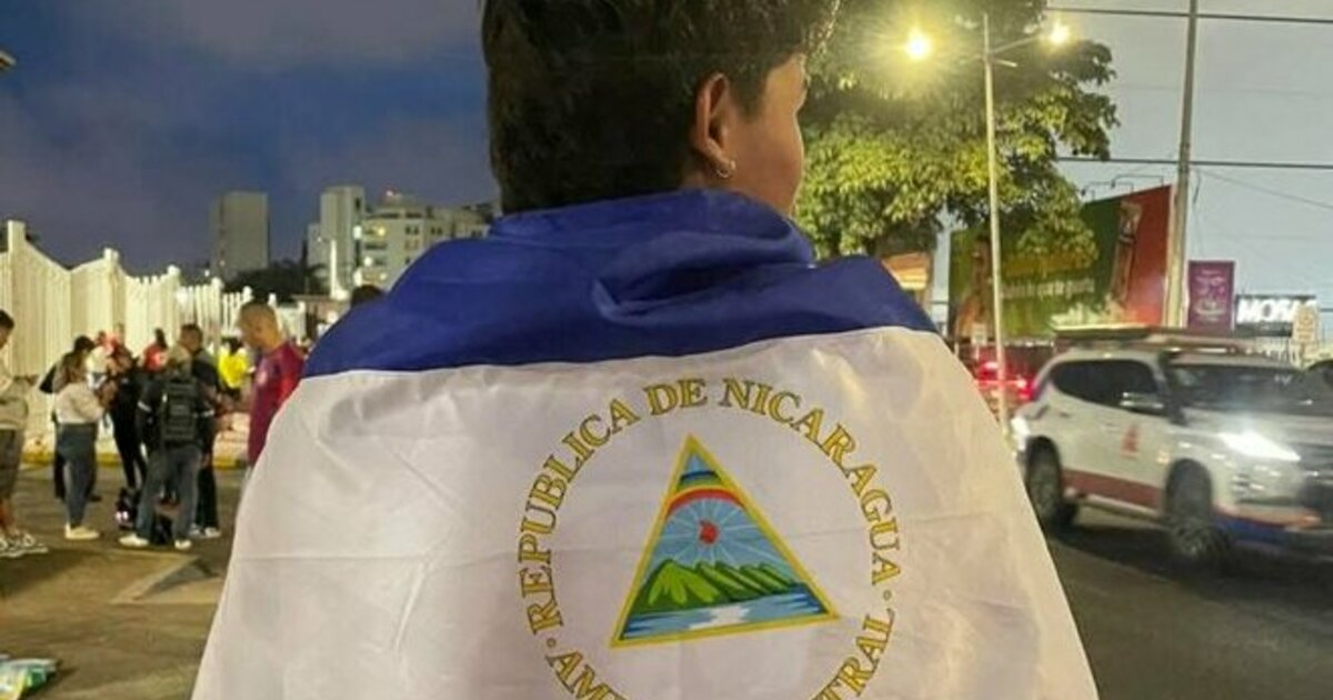 Prieš Pasaulio taurės rungtynes - į rūbinę įsiveržusi policija