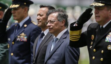 Dėl JAV sankcijų Kolumbijos prezidentas negauna atlyginimo