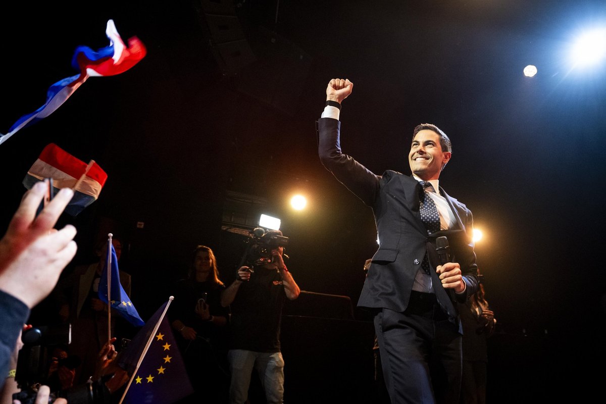 Rinkimai Nyderlanduose: kraštutinių dešiniųjų ir centristų rezultatai apylygiai