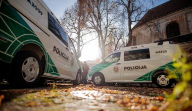 Klaipėdoje ilgapirščiai pavogė 14,5 tūkst. vertės „Mercedes Benz“ automobilį