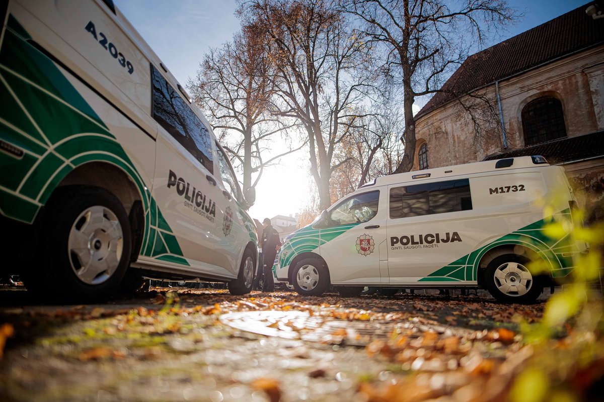 Klaipėdoje ilgapirščiai pavogė 14,5 tūkst. vertės „Mercedes Benz“ automobilį