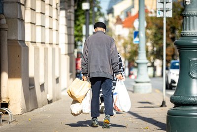 Vilniečiai mėgaujasi grįžusia šiluma