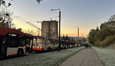 Vilniuje nepravažiuoja dalis troleibusų, galimi vėlavimai – paaiškėjo priežastis