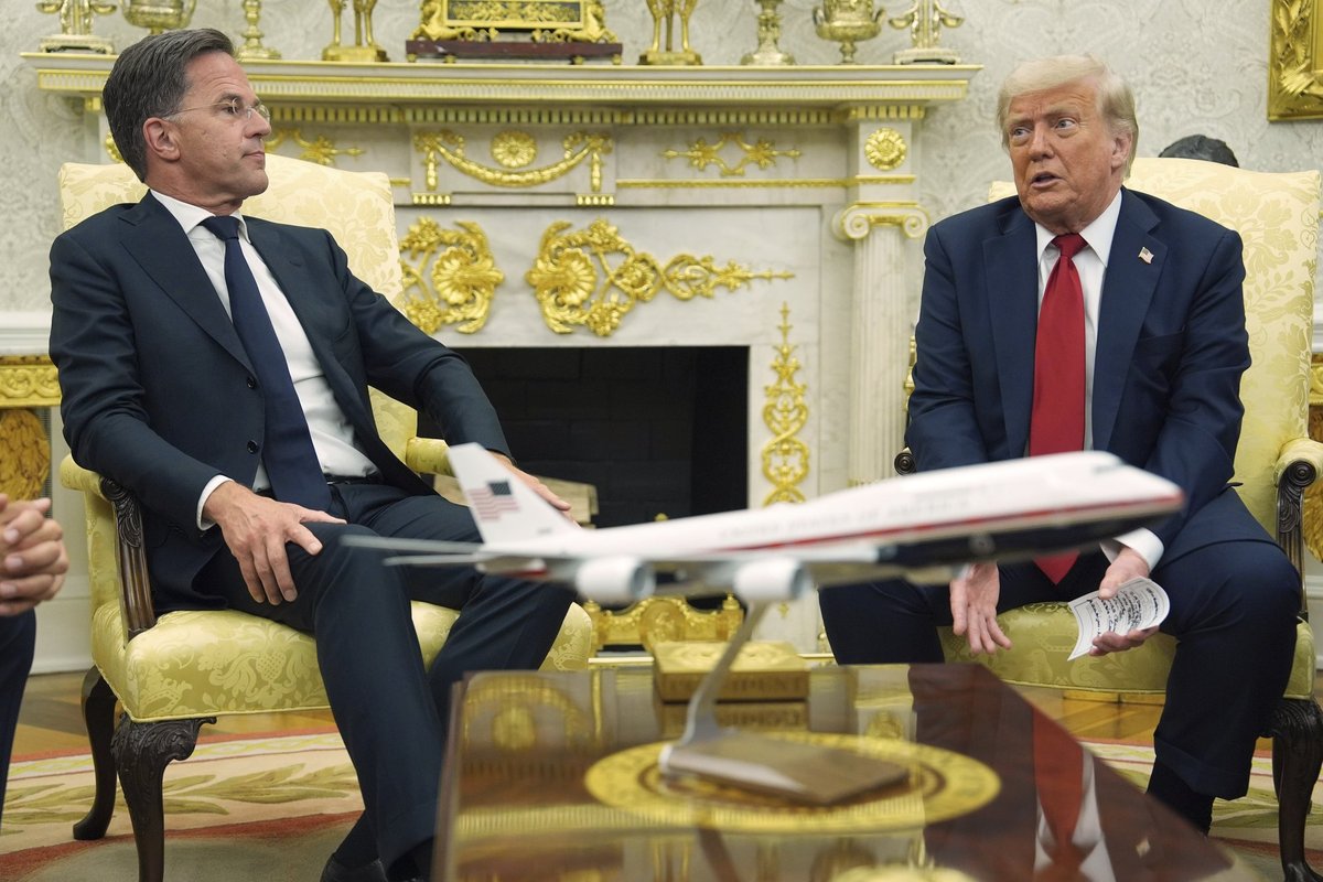 NATO paskelbė apie netikėtą Trumpo ir Rutte susitikimą