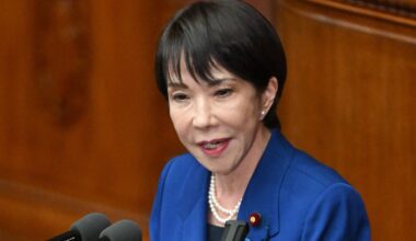 Japonijos premjerė: ryšių su JAV stiprinimas yra didžiausias prioritetas