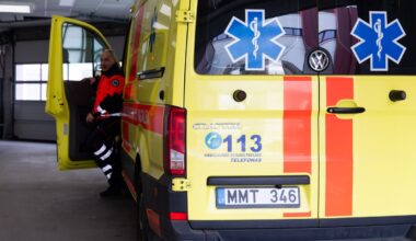 Kėdainių rajone 15-metė paauglė sužalojo vyrą