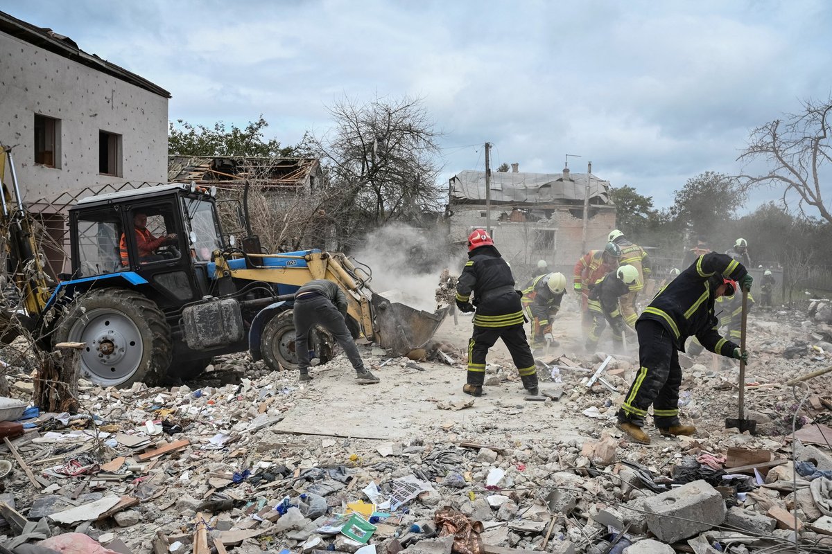 Karas Ukrainoje. Virš Lvivo per ataką užfiksuoti Kinijos žvalgybiniai palydovai - Delfi
