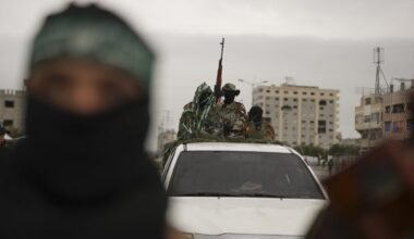 „Hamas“ teigia nekantraujantys pasiekti susitarimą dėl karo pabaigos ir belaisvių mainų