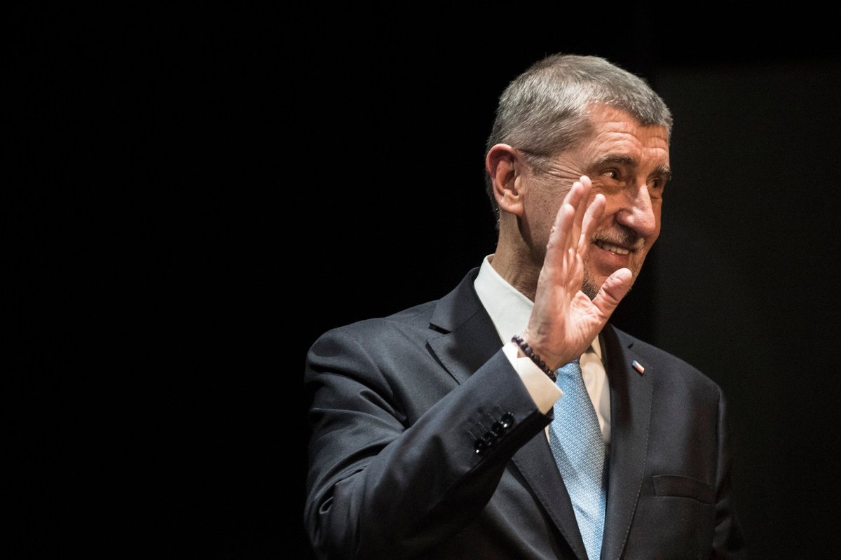 Čekijos rinkimų nugalėtojas Babišas: ginklams Ukrainai neskirsime nė kronos
