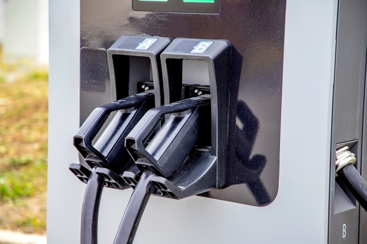 Iki kokio lygio šiandien pakilo elektromobilių kartelė?