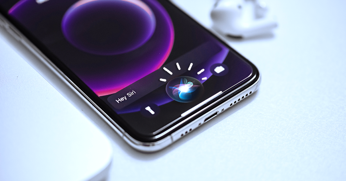 „Apple“ ir toliau nesiseka su dirbtiniu intelektu: pasitraukė neseniai paskirtas „Apple AI“ vadovas