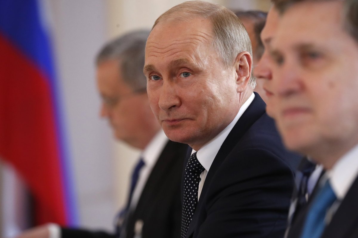 Karas Ukrainoje. Rusijos žiniasklaida džiūgauja, kad Putinas pergudravo Vakarus - Delfi