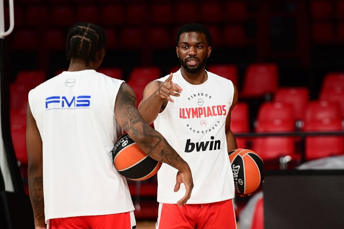 Buvęs „Žalgirio“ vedlys Evansas jau pluša „Olympiakos“ gretose