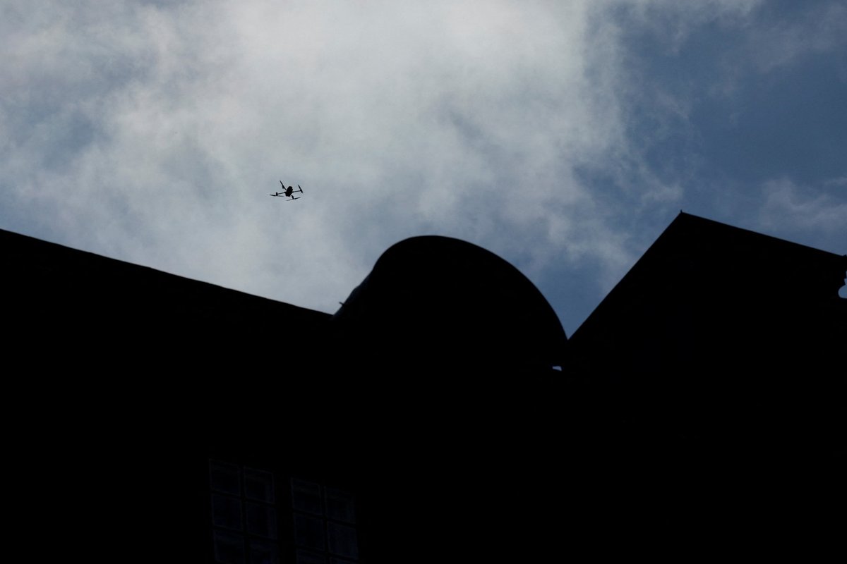 Jokių ženklų, kad Rusija baigs karą: Suomija įspėja apie dronų iš „šešėlinio laivyno“ grėsmę
